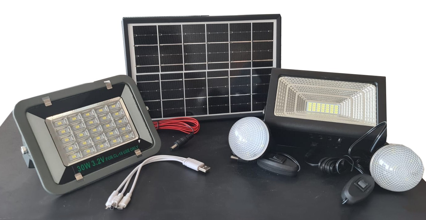 Lanterna LED cu incarcare solara si functie Powerbank, 30 W, 2 becuri si proiector LED inclus