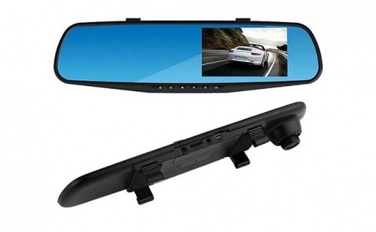Oglinda retrovizoare cu camera auto DVR